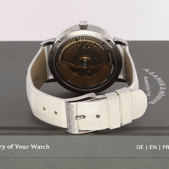 A. Lange and Sohne Saxonia 840.029 Image 4